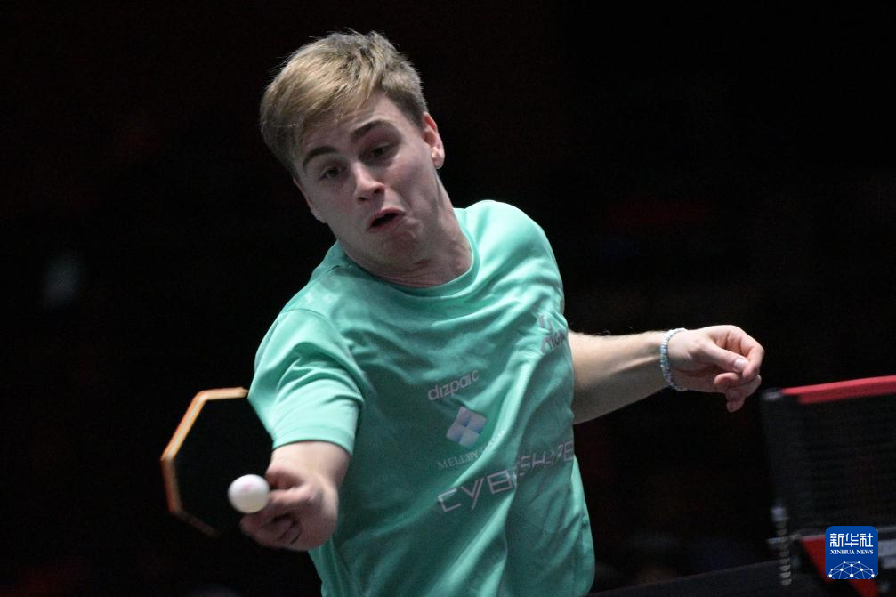 足球職業化 足球職業化