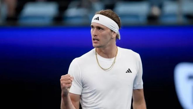 冠军收入囊 冠军收入囊